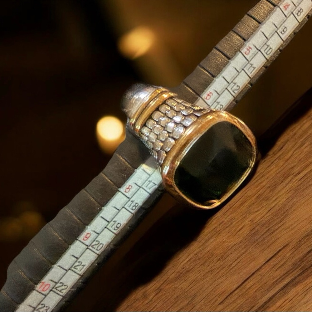Fashion Ring Two Toned Silver Gold With Green Stone Size 7